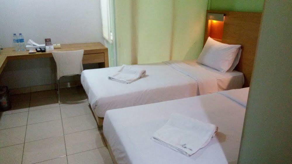 Legreen Suite Poso Jacarta Exterior foto
